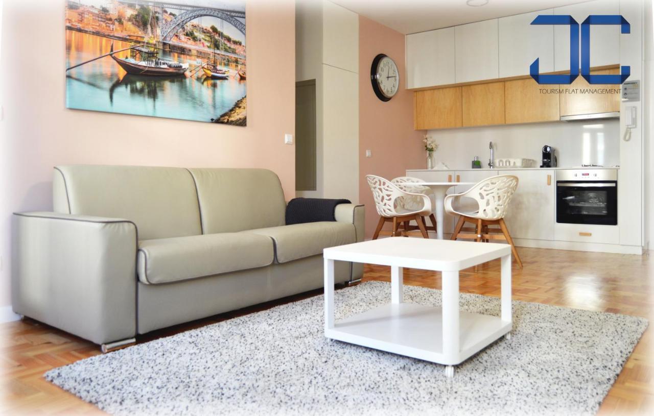 Point Apartment By Jc OOporto Esterno foto