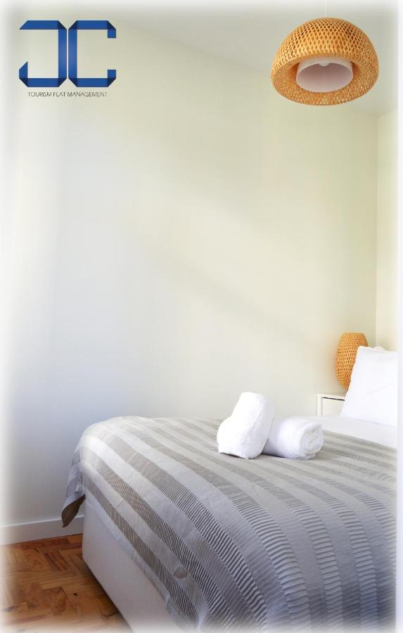 Point Apartment By Jc OOporto Esterno foto